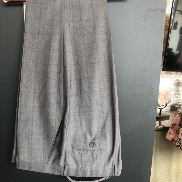 Hugo Boss Slim-fit suit in checked virgin wool - Picture 12 of 13